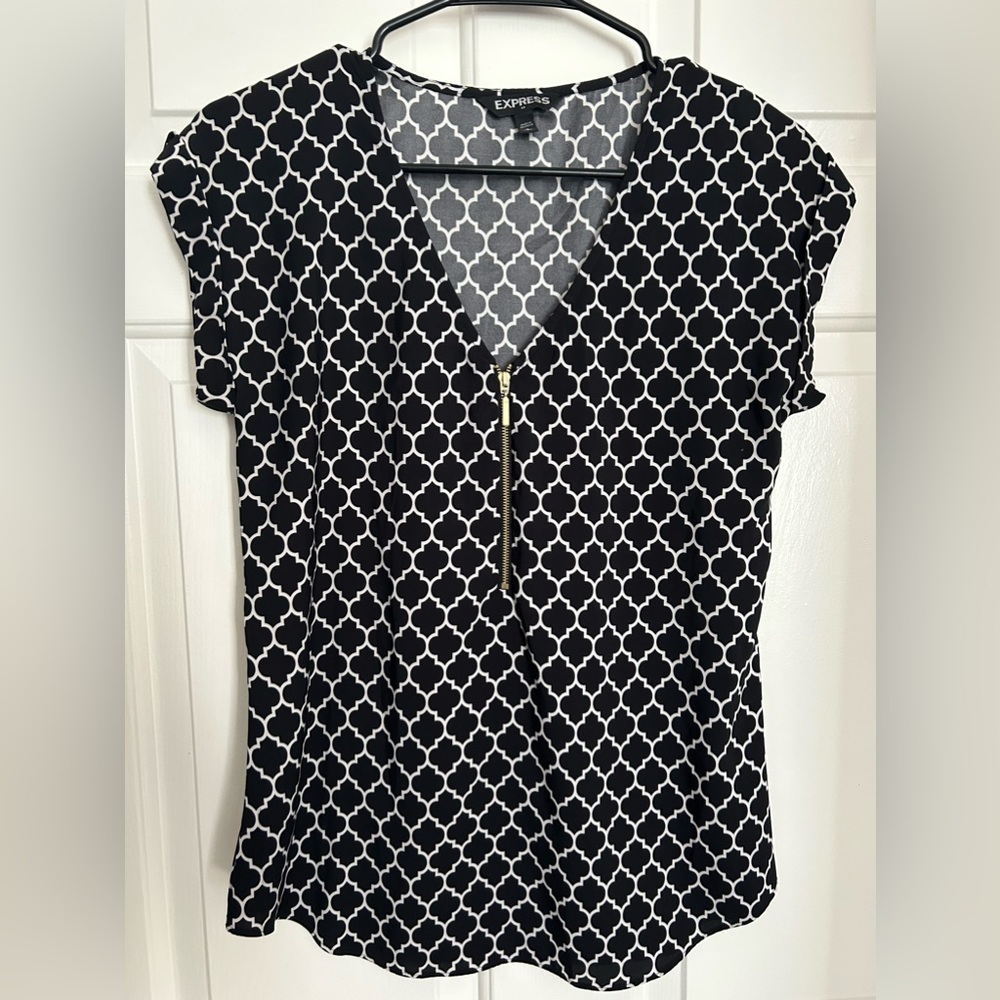 Satin V-Neck Zip Up T-Shirt